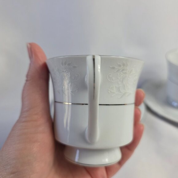 TWO Crown Ming Queen's Lace Cup & Saucer Sets White Flowers Platinum Trim - Picture 10 of 16